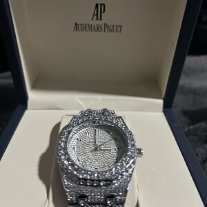iced out AP